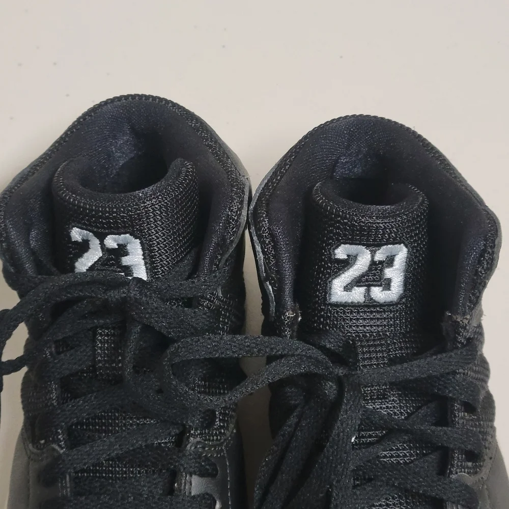 Nike Jordan 1 Flight 4 Hi Top Sneakers Boys Size 13C.